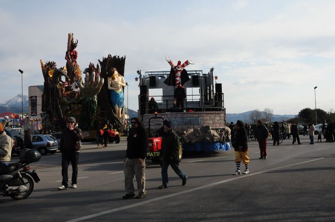 Ingrandisci la foto